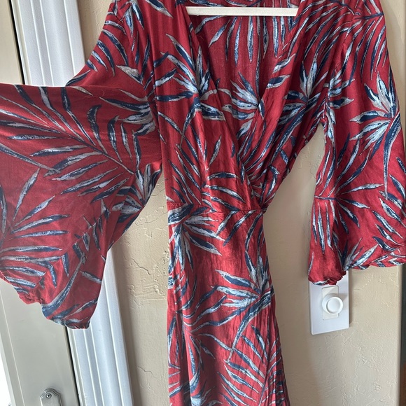 Lulu’s Maxi Dress (Amuse Society) Maroon and Navy Boho Maxi Wrap Dress 🥀🌗 - Picture 3 of 5